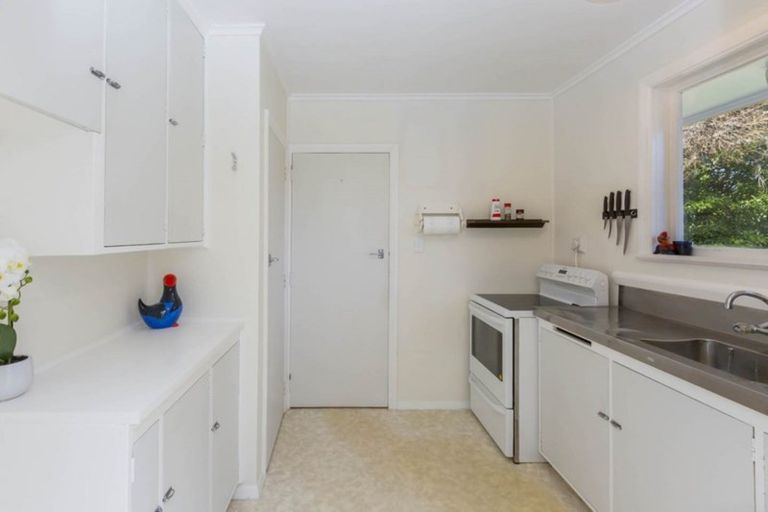 Photo of property in 42 Gillespies Road, Birchville, Upper Hutt, 5018