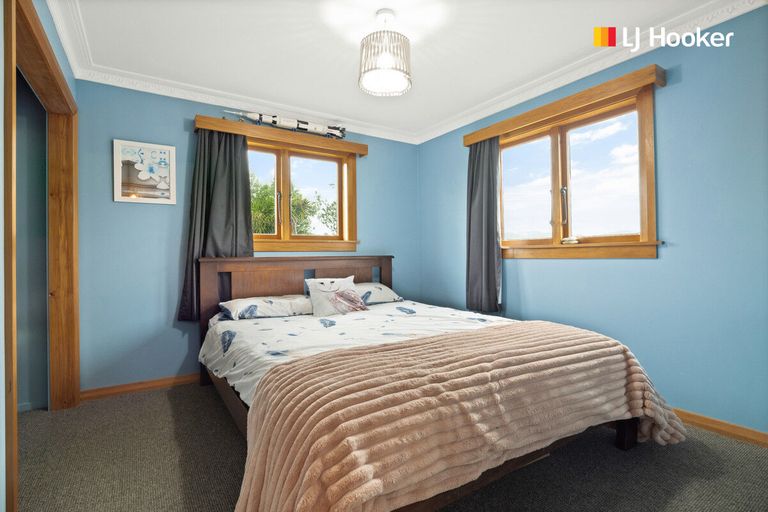 Photo of property in 3 Coach Road, Fairfield, Dunedin, 9018