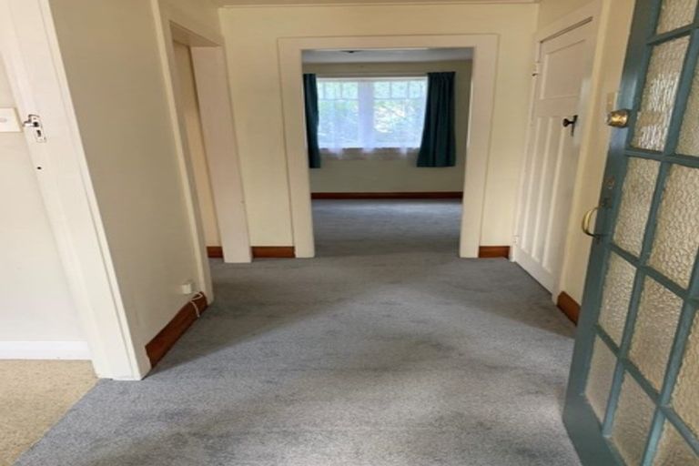 Photo of property in 33 Wattle Street, New Lynn, Auckland, 0600