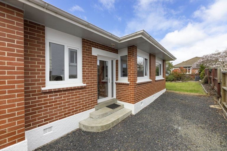 Photo of property in 65 Mornington Road, Balaclava, Dunedin, 9011