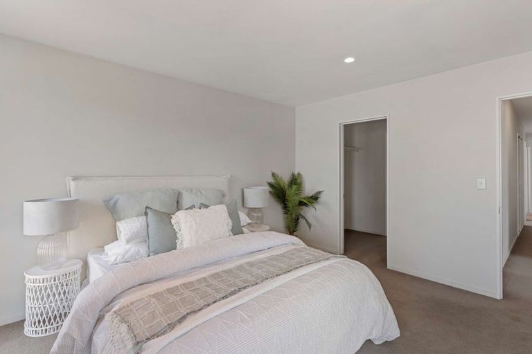 Photo of property in 51 Rolleston Drive, Rolleston, 7614