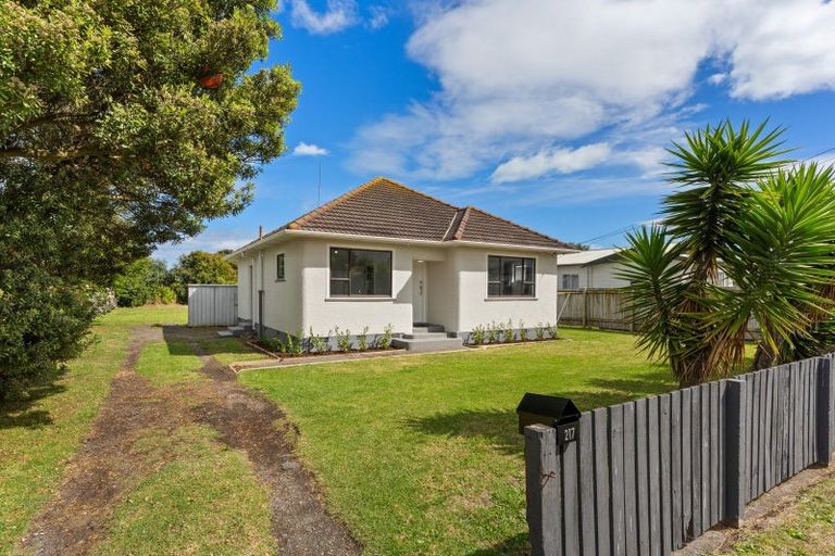 Photo of property in 217 Puriri Street, Castlecliff, Whanganui, 4501