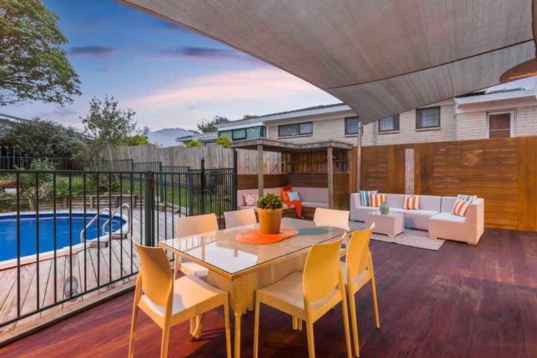 Photo of property in 8 Hamish Place, Sunnyhills, Auckland, 2010