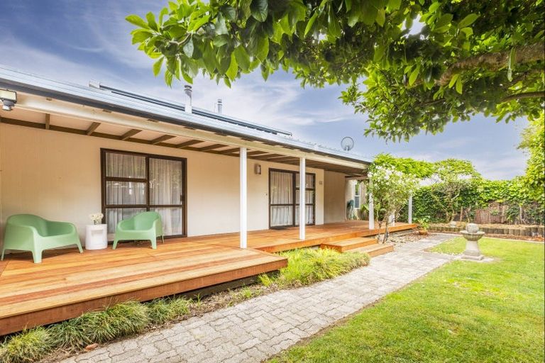 Photo of property in 8 Goodger Street, Waipukurau, 4200