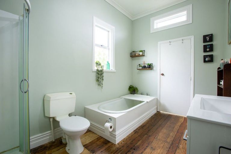 Photo of property in 62 Barraud Street, Dannevirke, 4930