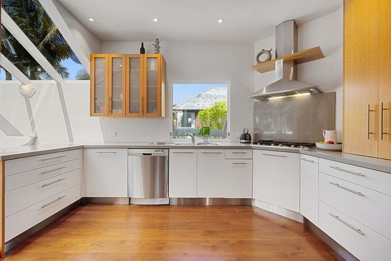 Photo of property in 7 Park Avenue, Takapuna, Auckland, 0622