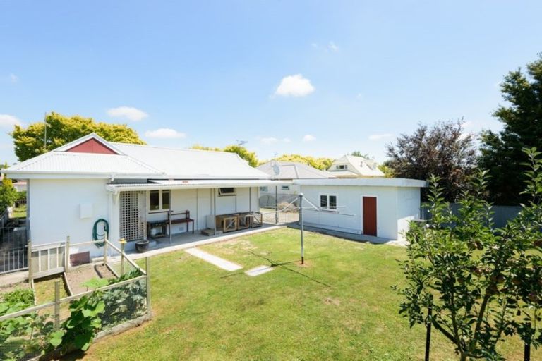 Photo of property in 43 Birmingham Street, Takaro, Palmerston North, 4412