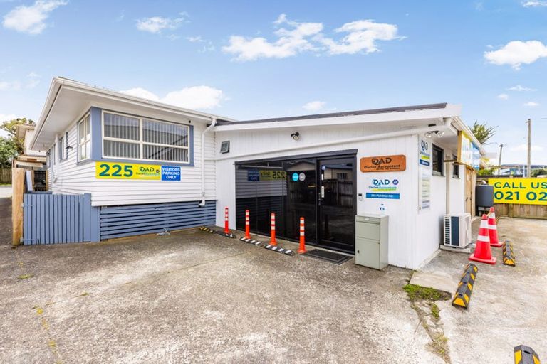 Photo of property in 225 Puhinui Road, Papatoetoe, Auckland, 2025