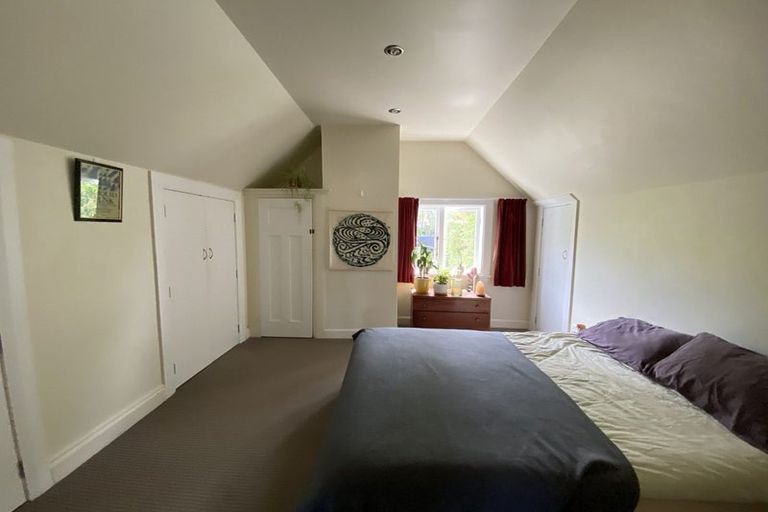 Photo of property in 24 Rolleston Street, Mount Cook, Wellington, 6021