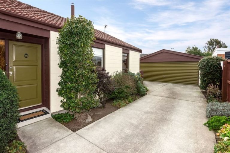 Photo of property in 14 O'halloran Drive, Halswell, Christchurch, 8025