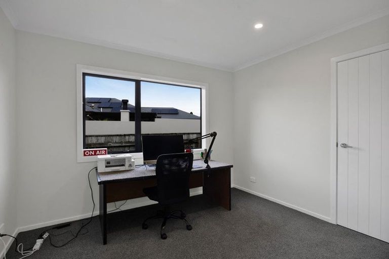 Photo of property in 37 Dillon Drive, Bell Block, New Plymouth, 4312