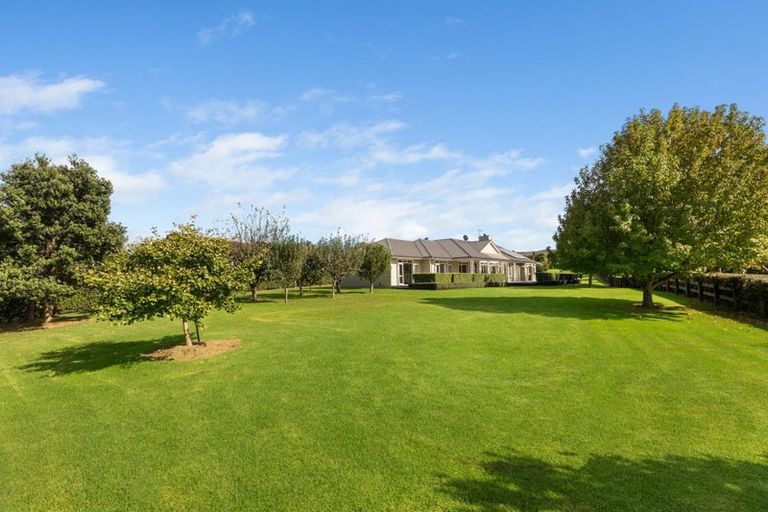 Photo of property in 6 Millbrook Drive, Waiuku, 2683