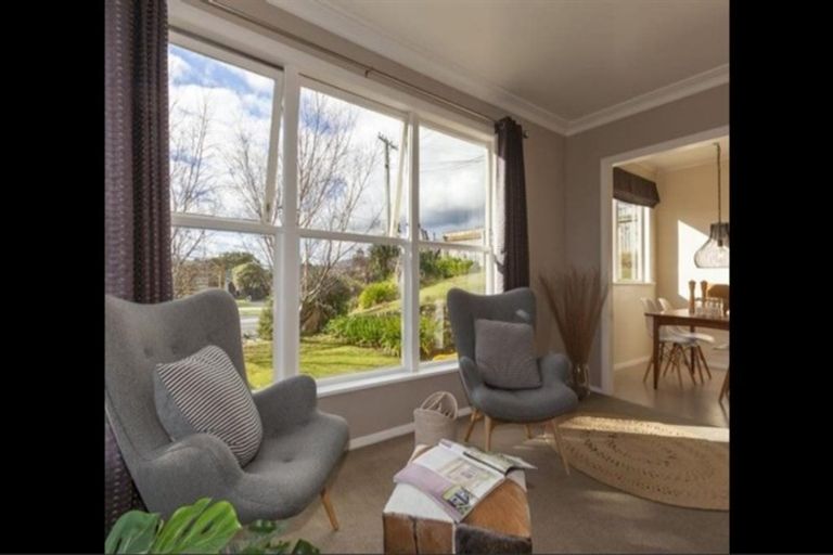 Photo of property in 48 Raumati Road, Raumati Beach, Paraparaumu, 5032