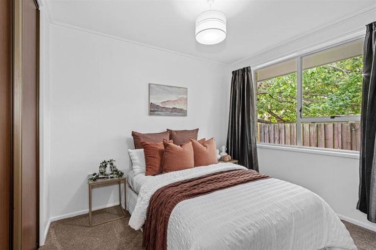 Photo of property in 2/15 Brogar Place, Casebrook, Christchurch, 8051