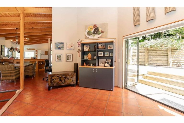 Photo of property in 9 Peacock Garden Drive, Kerikeri, 0230