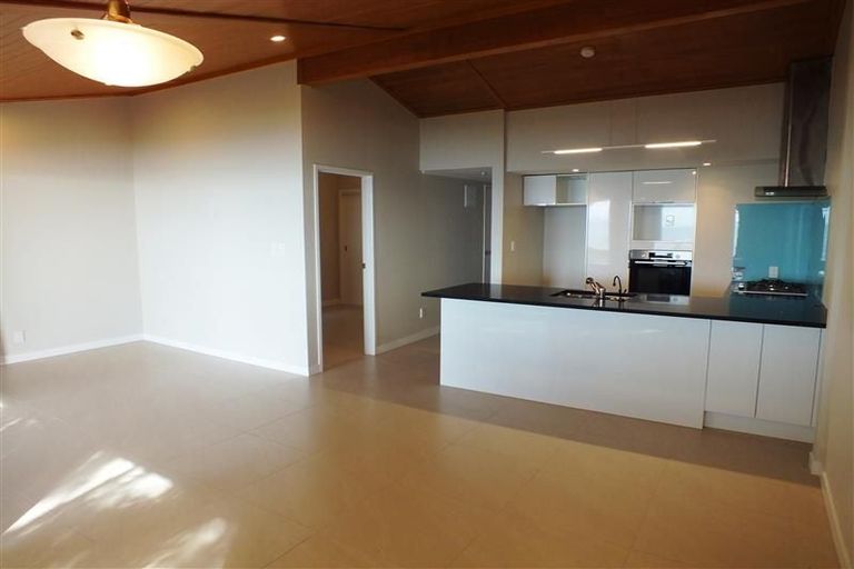 Photo of property in 11/4 Arkles Strand, Arkles Bay, Whangaparaoa, 0932