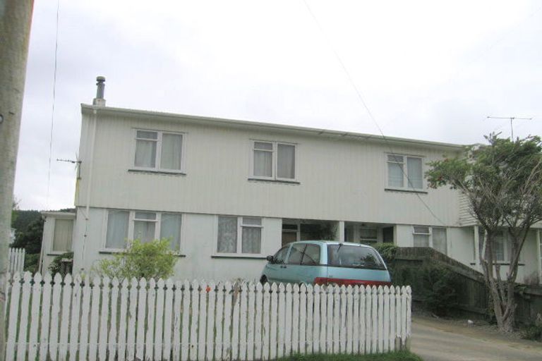 Photo of property in 38 Bell Street, Tawa, Wellington, 5028