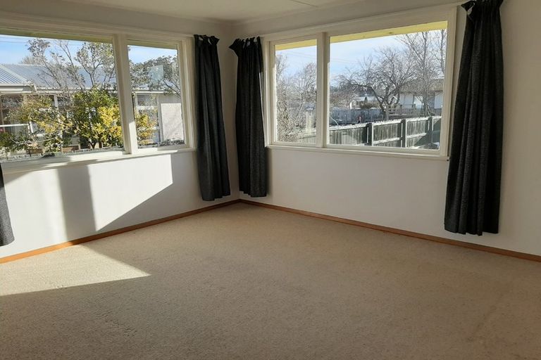 Photo of property in 25 Northland Street, Ranfurly, 9332