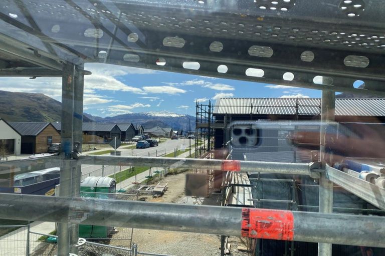 Photo of property in 77 Spur Ridge Rise, Jacks Point, 9371