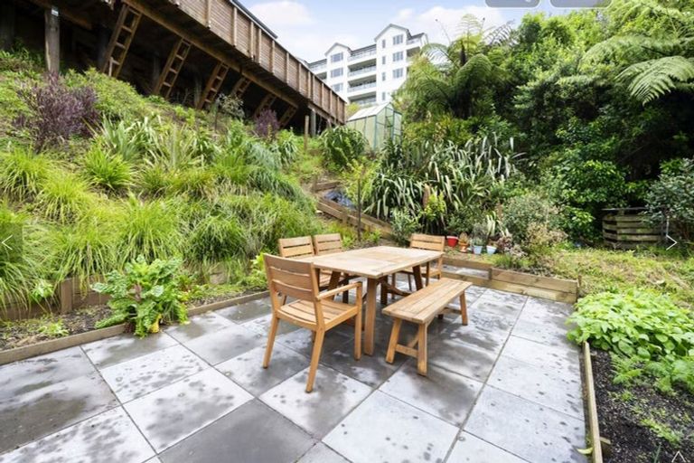 Photo of property in 150 Fraser Avenue, Johnsonville, Wellington, 6037