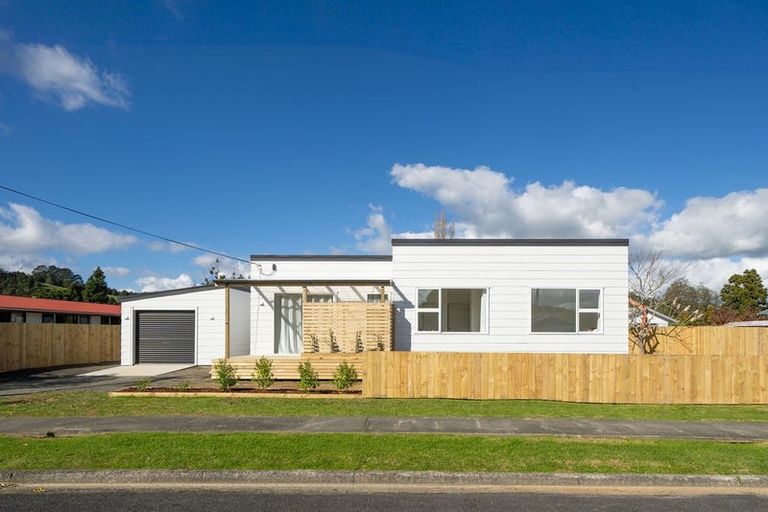 Photo of property in 32 Valley Road, Hikurangi, 0114