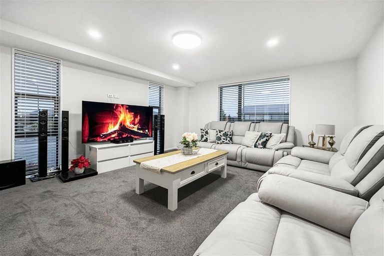 Photo of property in 11 Snapdragon Lane, Wigram, Christchurch, 8025