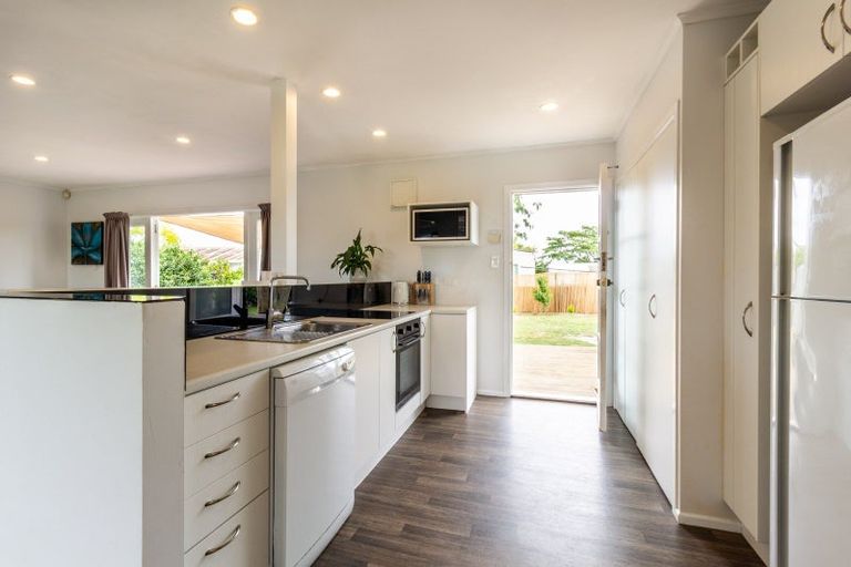 Photo of property in 303 Lumsden Road, Akina, Hastings, 4122