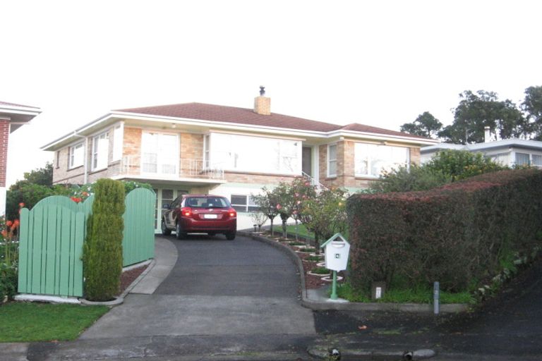 Photo of property in 4 Vista Place, Hillpark, Auckland, 2102