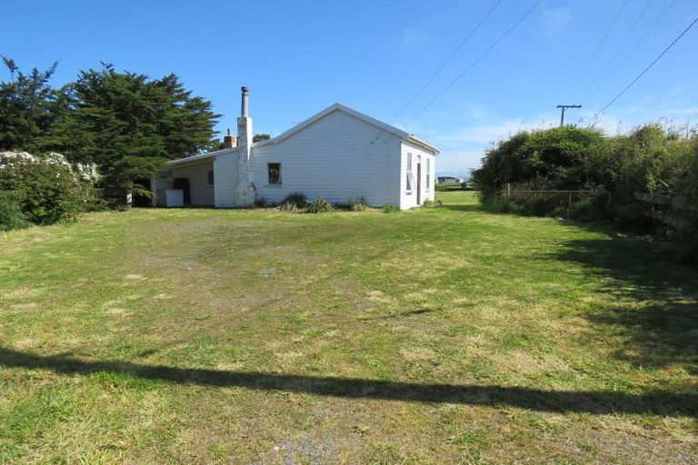 Photo of property in 1 Tuatapere Orepuki Highway, Orepuki, Riverton, 9881