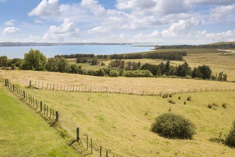 Photo of property in 438 Mclachlan Road, Kaukapakapa, Warkworth, 0984