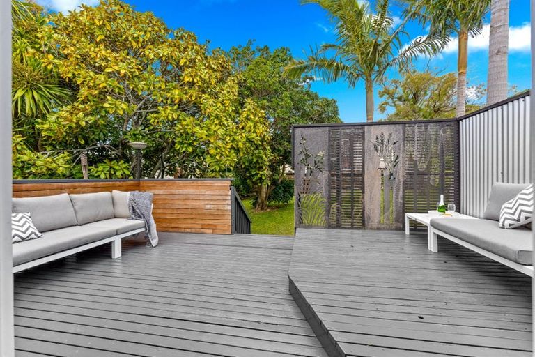 Photo of property in 3 Hepper Street, New Lynn, Auckland, 0600
