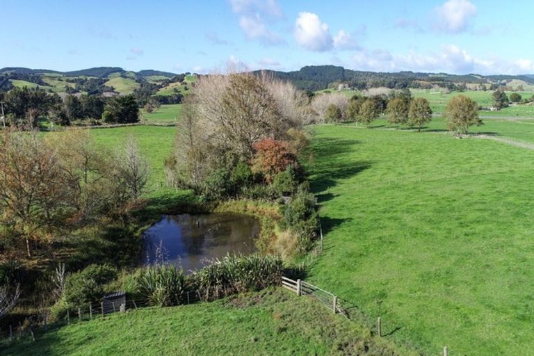 Photo of property in 3 Waiteitei Road, Wellsford, 0974