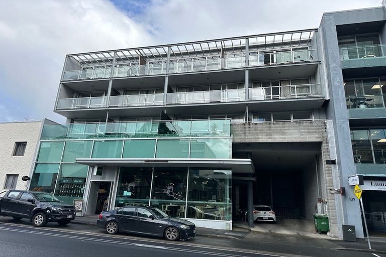 Photo of property in 1/143g Carlton Gore Road, Newmarket, Auckland, 1023