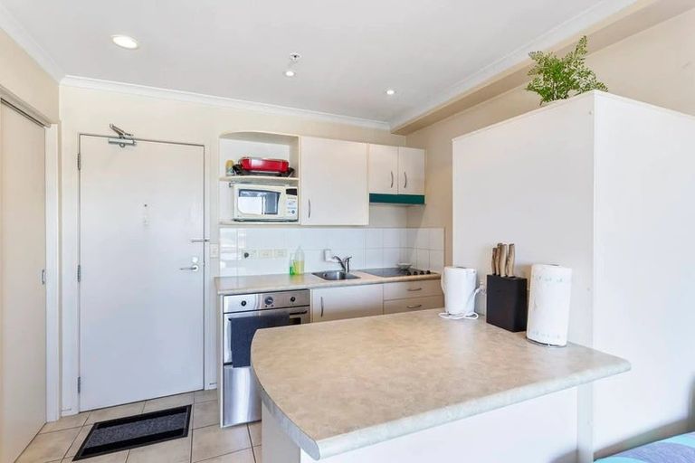 Photo of property in The Rennaissance, 5e/18 Ronwood Avenue, Manukau, Auckland, 2104