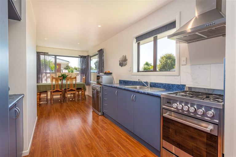 Photo of property in 61 Frensham Crescent, Woolston, Christchurch, 8062