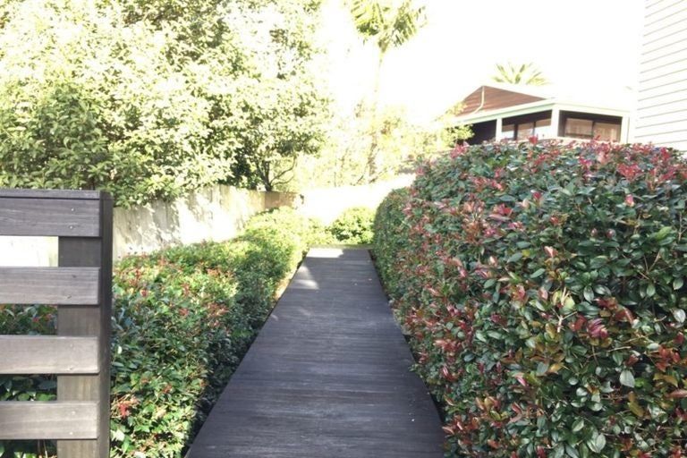 Photo of property in 19b Duncan Avenue, Te Atatu South, Auckland, 0610