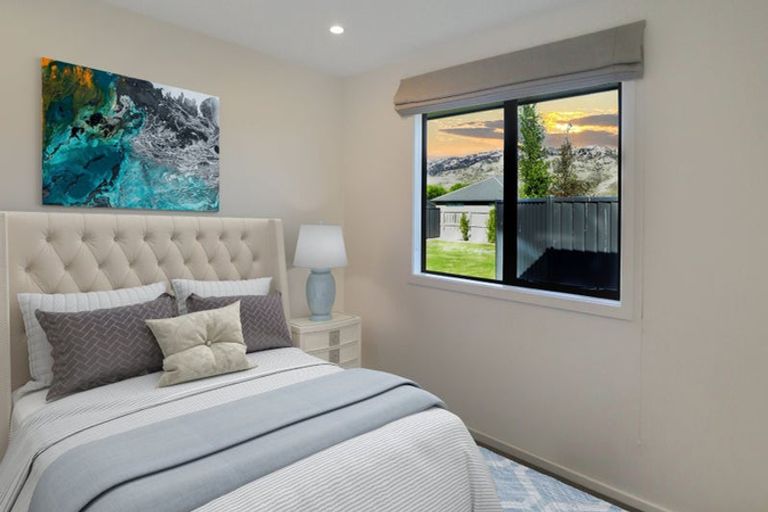 Photo of property in 26a-b Ethereal Crescent, Mount Pisa, Cromwell, 9383