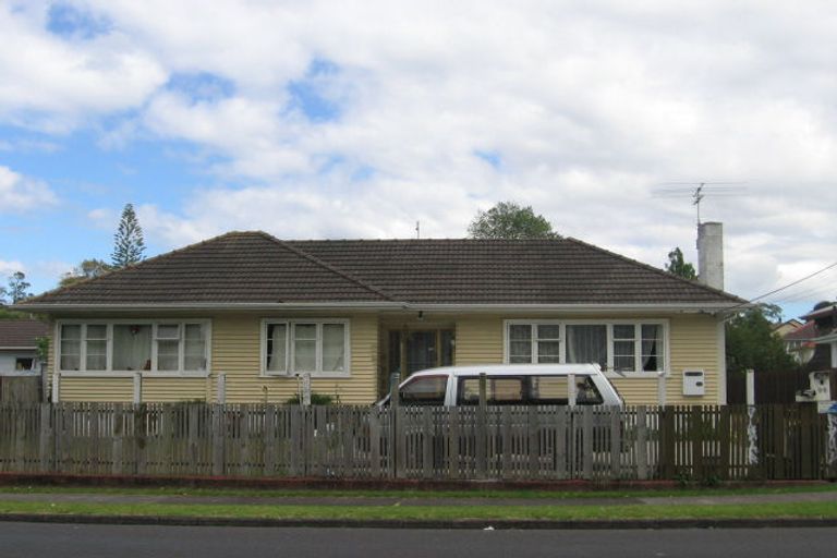 Photo of property in 99 Portage Road, New Lynn, Auckland, 0600