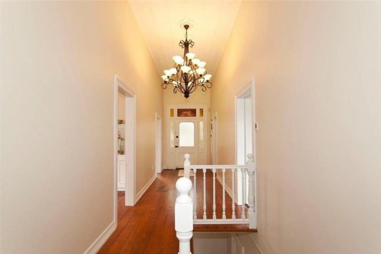 Photo of property in 13 Maungawhau Road, Epsom, Auckland, 1023