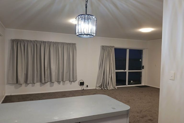 Photo of property in 1/7 Ribble Street, Island Bay, Wellington, 6023