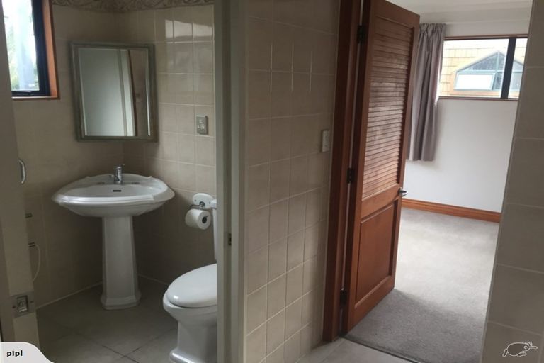 Photo of property in 14 Pascoe Avenue, Paremata, Porirua, 5026