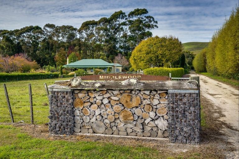 Photo of property in 549 Middle Road, Poukawa, Hastings, 4172