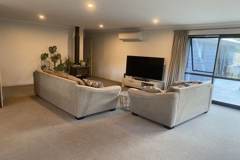 Photo of property in 9 Teal Place, Lake Hawea, 9382