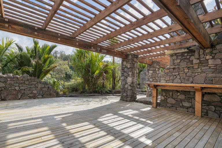 Photo of property in 5 Rewa Rewa Valley, Tairua, 3508