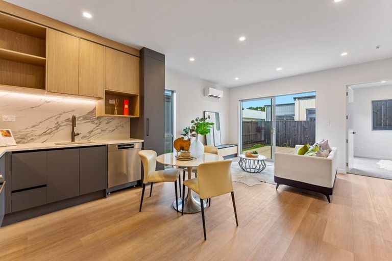 Photo of property in 24 Aituaa Road, Pukekohe, 2120