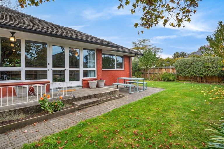 Photo of property in 18b Idris Road, Fendalton, Christchurch, 8052
