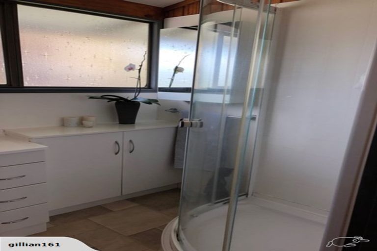 Photo of property in 6 Vela Place, Clarks Beach, 2122