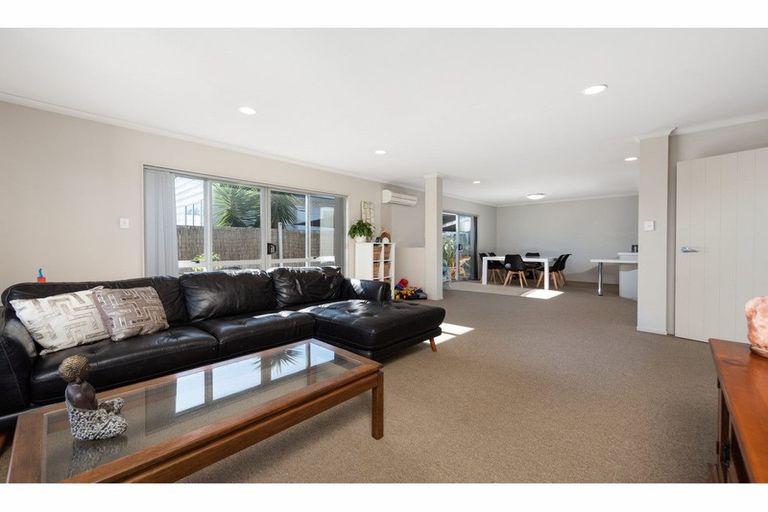 Photo of property in 35 Macville Road, Mount Maunganui, 3116