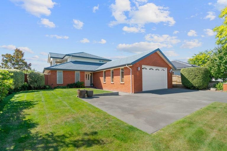 Photo of property in 26 Sovereign Gardens, Halswell, Christchurch, 8025