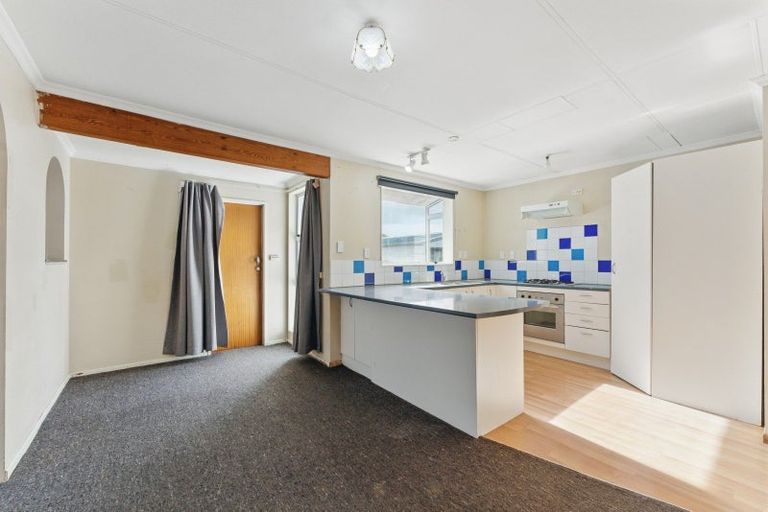 Photo of property in 25 Karamea Crescent, Kelvin Grove, Palmerston North, 4414